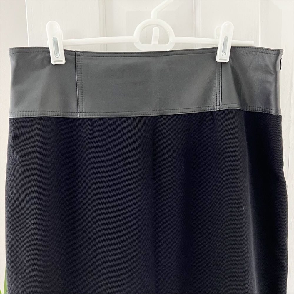 Lafayette 148 Virgin Wool Leather Pencil Skirt - Picture 2 of 5